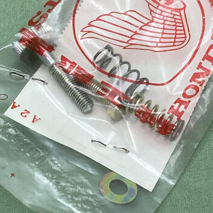 NEW GENUINE HONDA 16028-300-004 CARBURETOR SCREW SET B