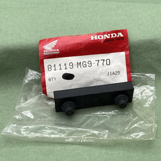 NEW GENUINE HONDA 81119-MG9-770 RUBBER, RR. TRUNK