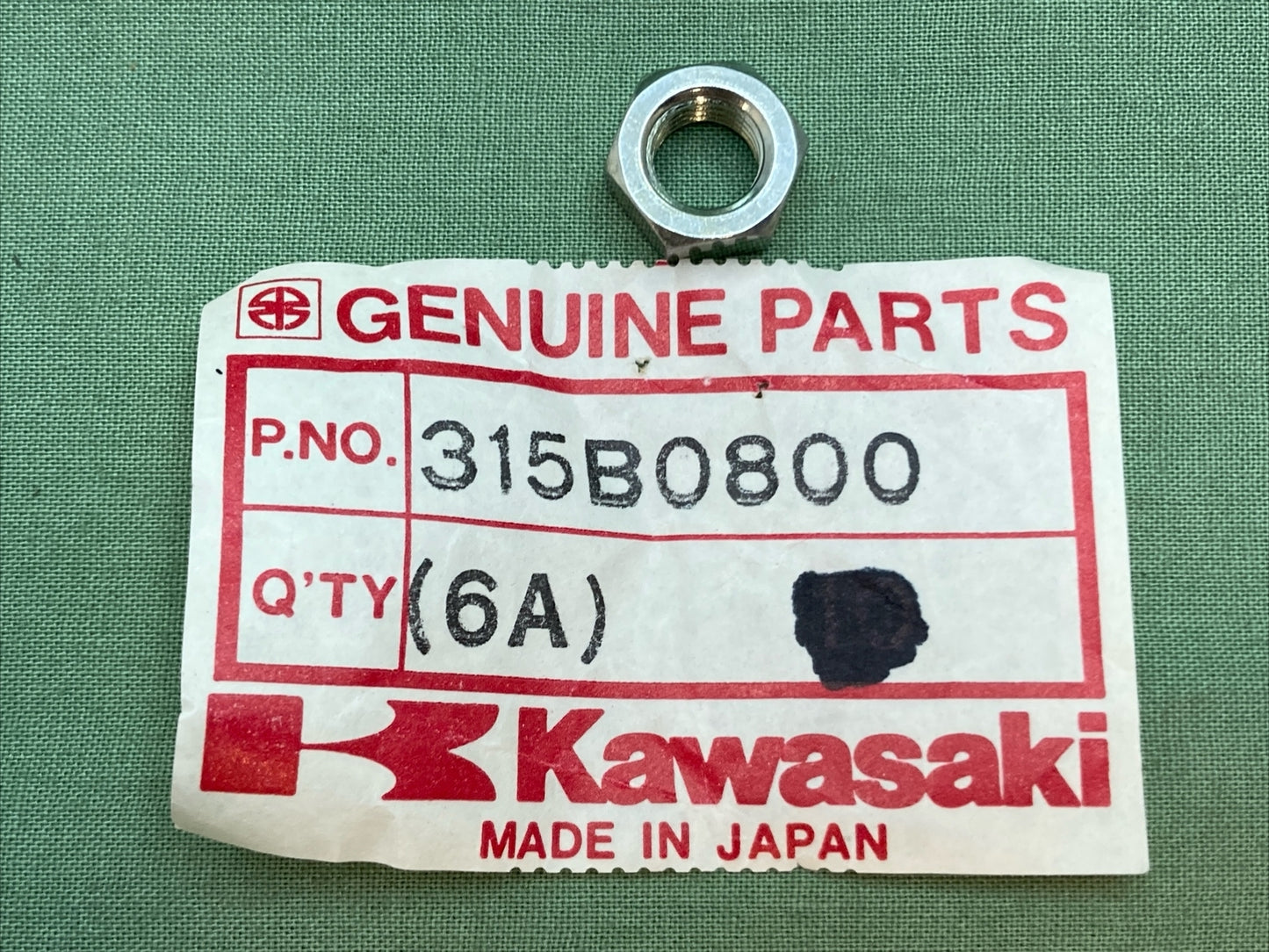 QTY 2 NEW GENUINE KAWASAKI 315B0800 NUT