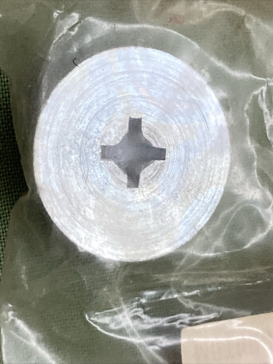 NEW GENUINE KAWASAKI 92066-038 PLUG Superseded by 92066-067