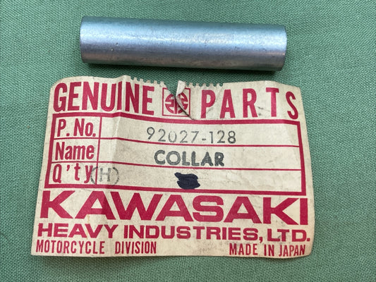 QTY 2 NEW GENUINE KAWASAKI 92027-128 COLLAR, Air Cleaner Muffler