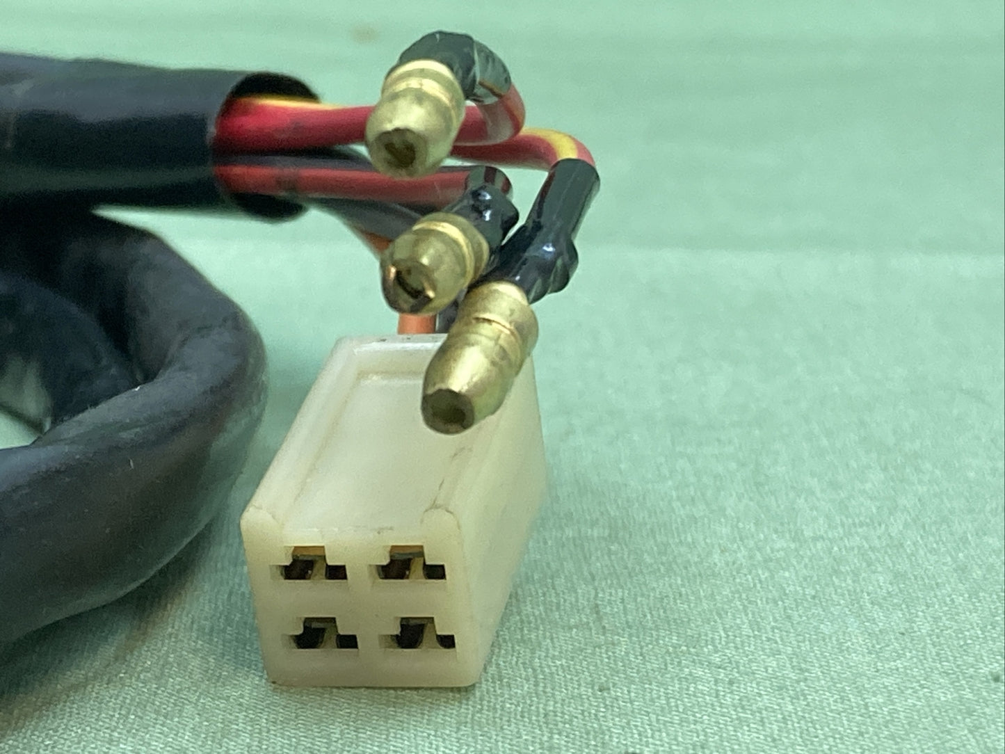 NEW REPLACES KAWASAKI 46091-019-10 CASE ASSY,L.H,BLACK