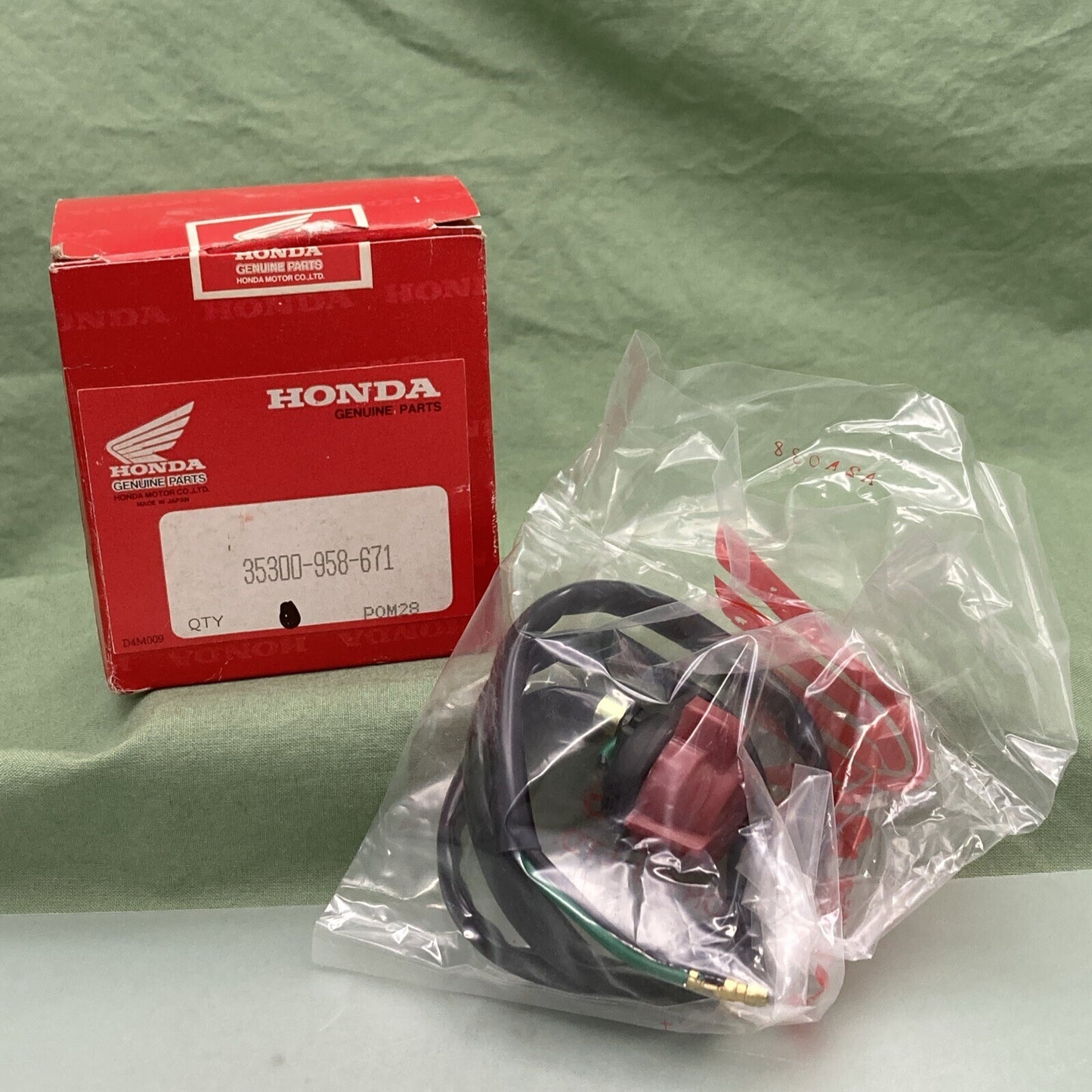 NEW GENUINE HONDA 35300-958-671 SWITCH ASSY., STOP