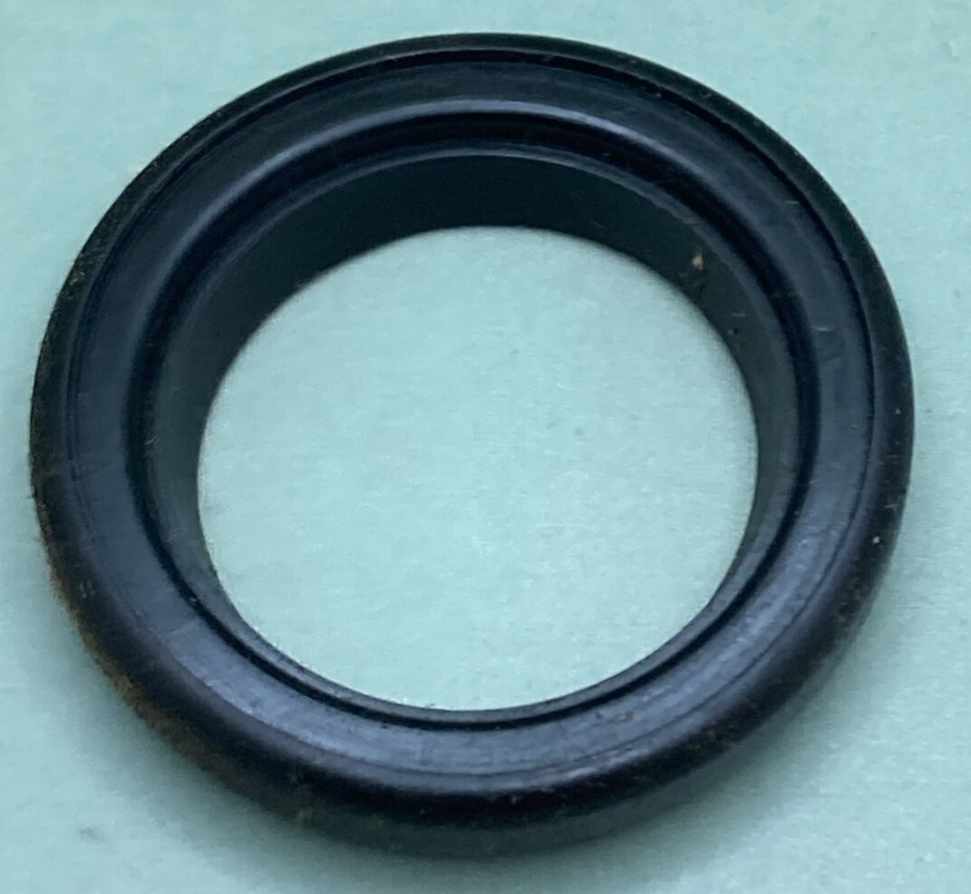 NEW GENUINE MERCURY QUICKSILVER 26-20446 OIL SEAL