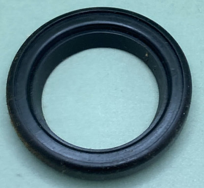 NEW GENUINE MERCURY QUICKSILVER 26-20446 OIL SEAL