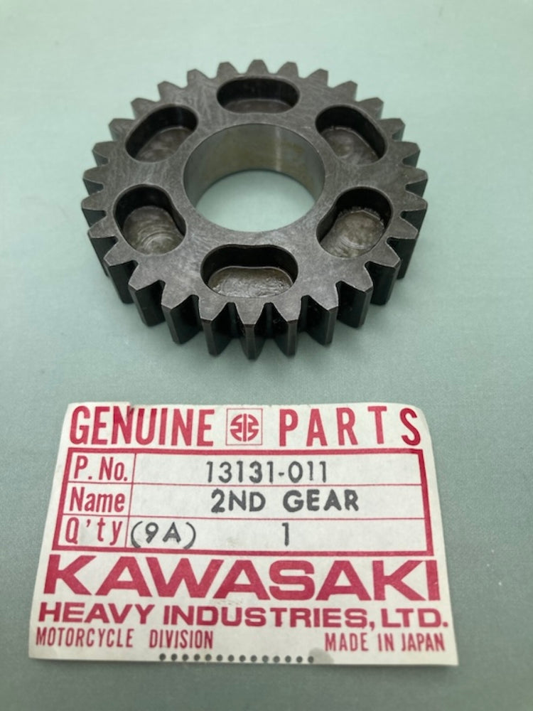 NEW GENUINE KAWASAKI 13131-011 2ND GEAR OUTPUT SHAFT