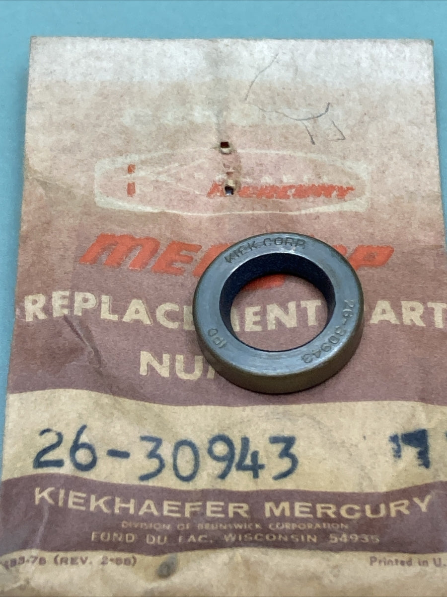 NEW GENUINE MERCURY QUICKSILVER 26-30943 LOWER CRANKCASE SEAL