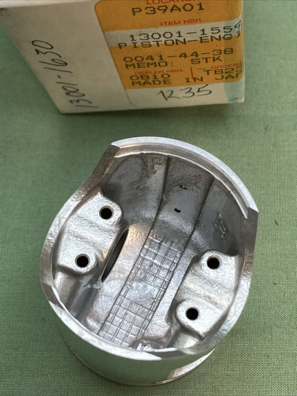 NEW GENUINE KAWASAKI 13001-1559 PISTON-ENGINE SUPERSEDED 13001-1630