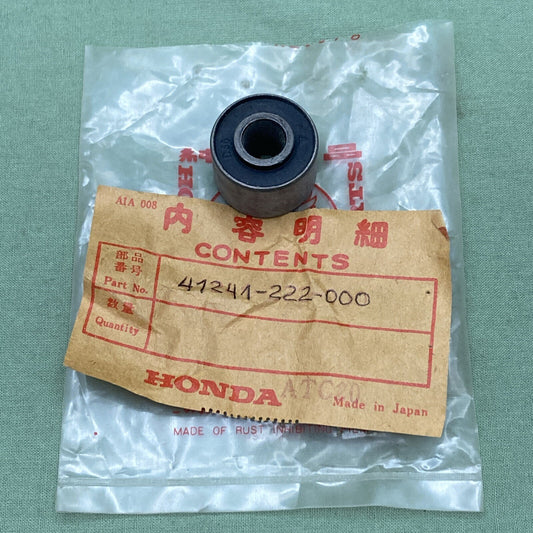 NEW GENUINE HONDA 41241-222-000 REAR WHEEL Bush, Rr.