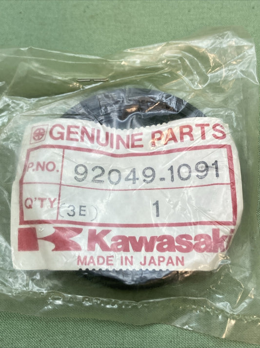 QTY 2 NEW GENUINE KAWASAKI 92049-1091 SEAL-OIL,FORK
