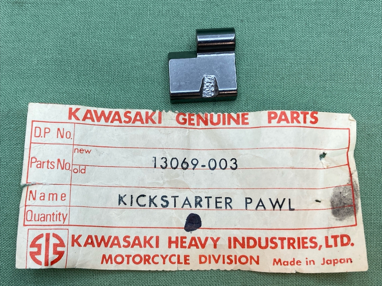QTY 2 NEW GENUINE KAWASAKI 13069-003 PAWL KICKSTARTER