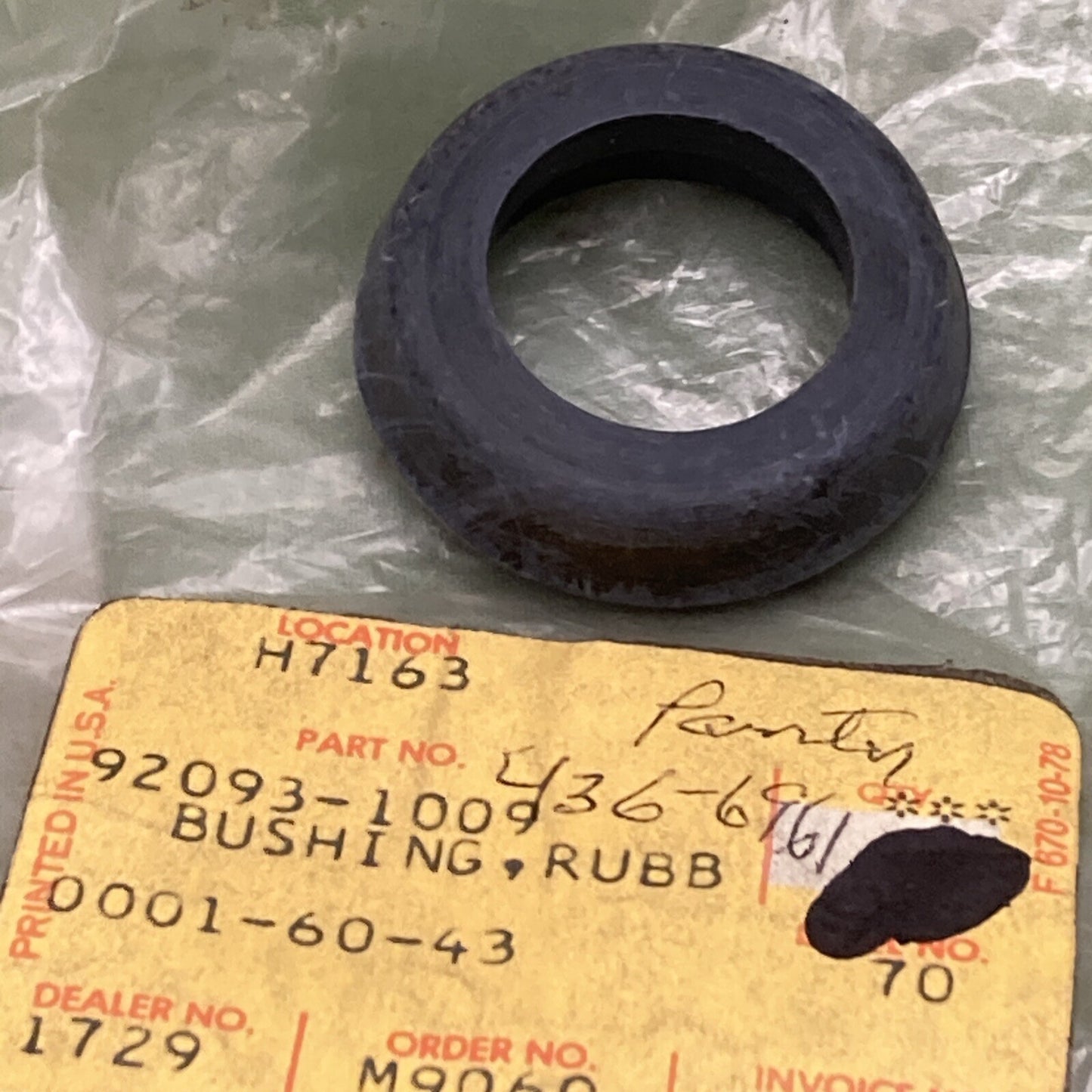 NEW GENUINE KAWASAKI 92093-1009 MUFFLER AIR CLEANER BUSHING,RUBBER