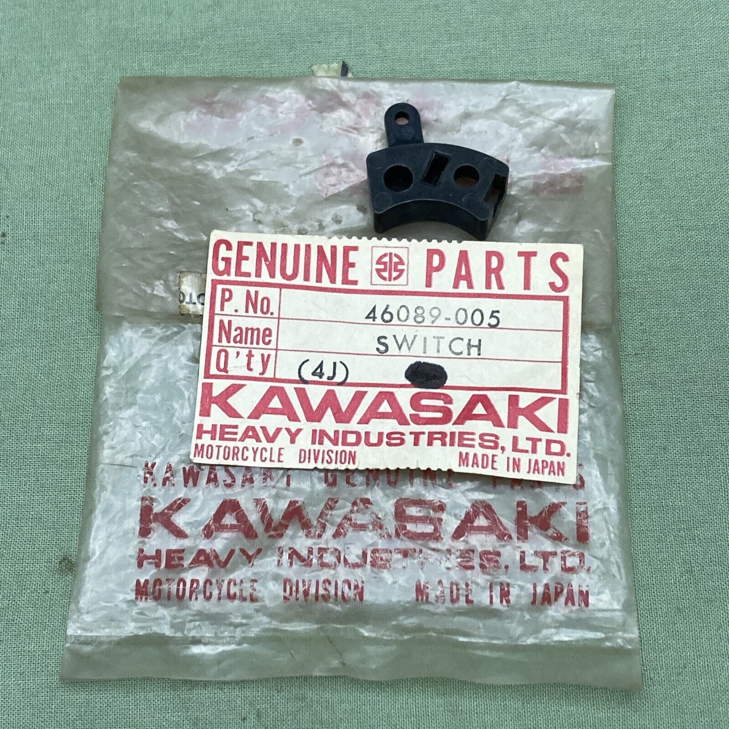 NEW GENUINE KAWASAKI 46089-005 HANDLEBAR SWITCH-L.H,A