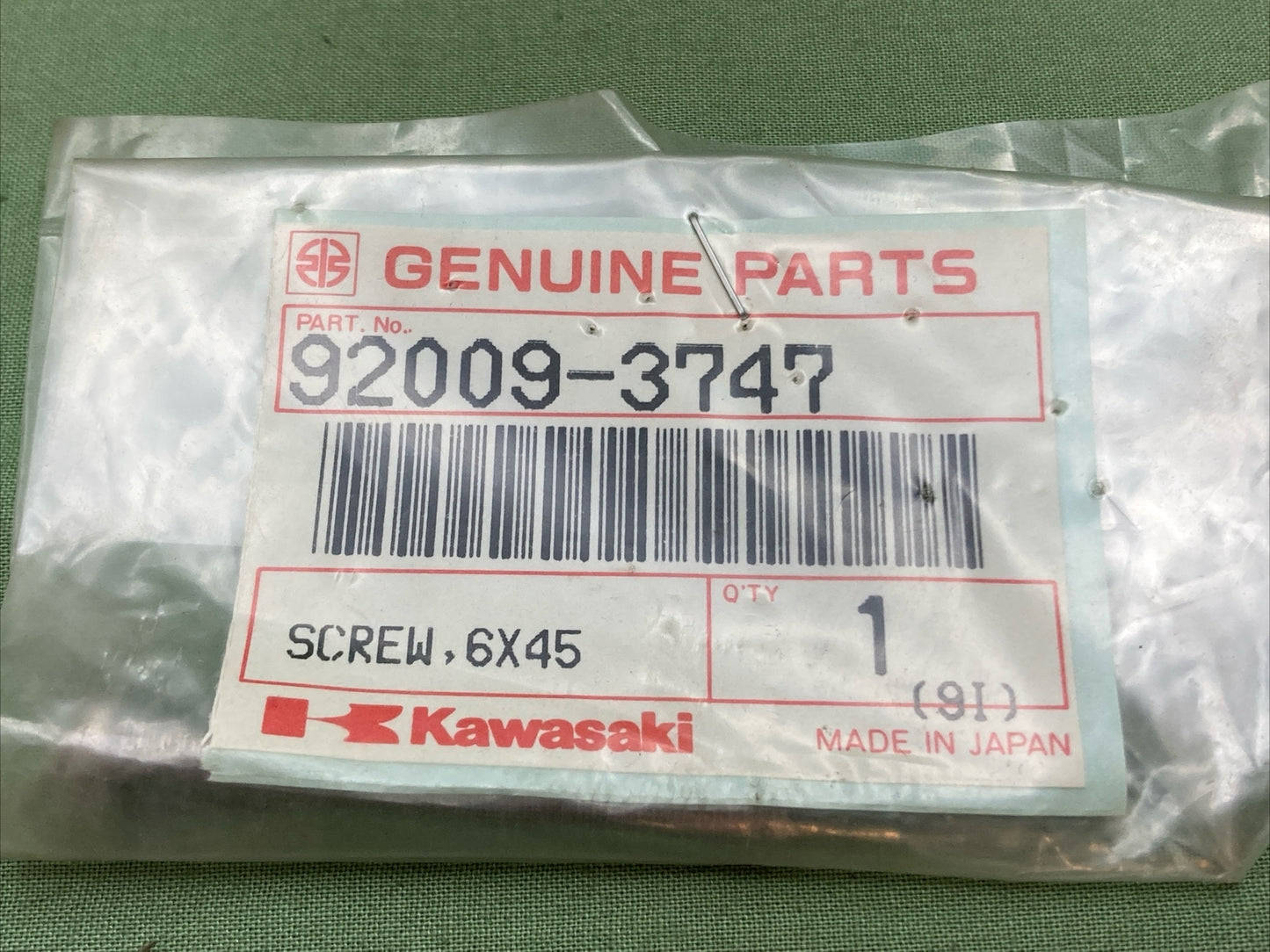 NEW GENUINE KAWASAKI 92009-3747 SCREW, 6X45