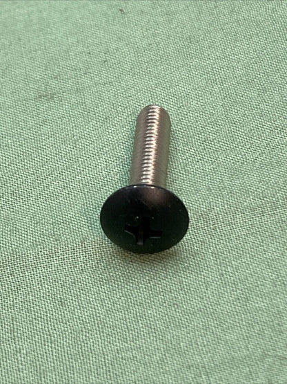 QTY 2 NEW GENUINE KAWASAKI 92009-3761 SCREW, 5X22