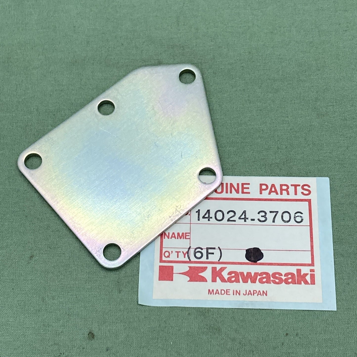 NEW GENUINE KAWASAKI 14024-3706 Drive Shaft(JS300-A1) COVER HOUSING