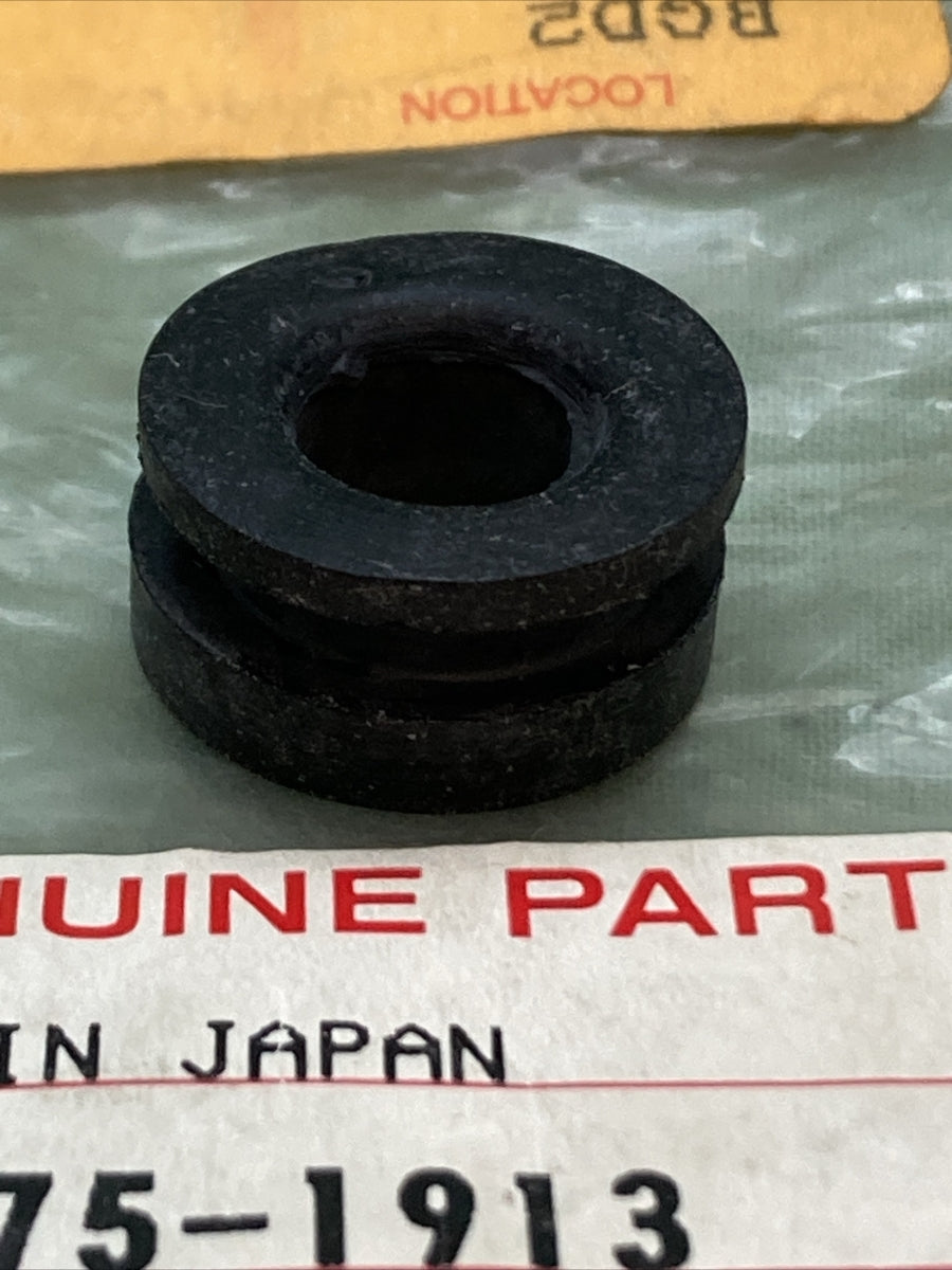 NEW GENUINE KAWASAKI 92075-1913 DAMPER, SEAT