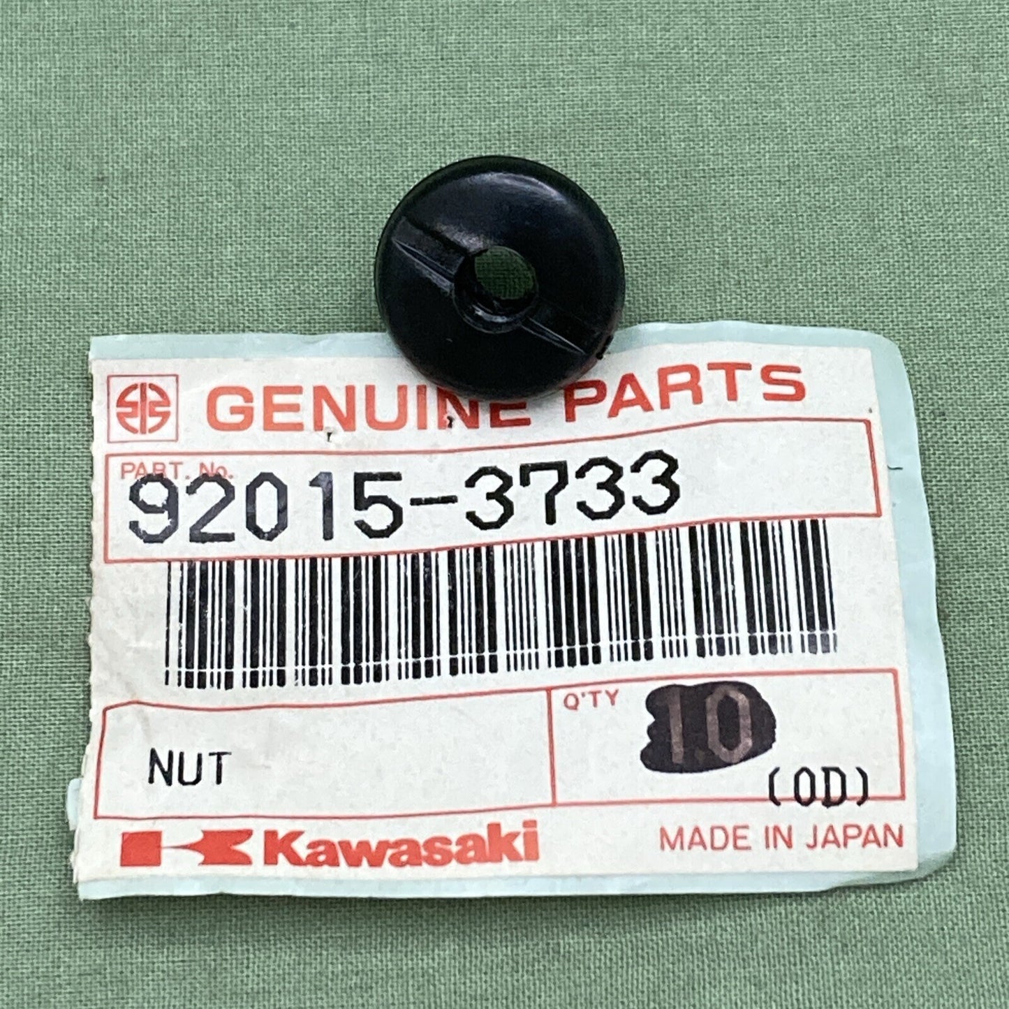 QTY 2 NEW GENUINE KAWASAKI 92015-3733 Pads Nut