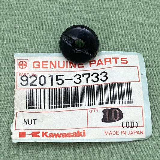 QTY 2 NEW GENUINE KAWASAKI 92015-3733 Pads Nut
