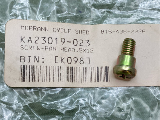 QTY 3 NEW REPLACES KAWASAKI 23019-023 PAN SCREW, HEADLIGHT