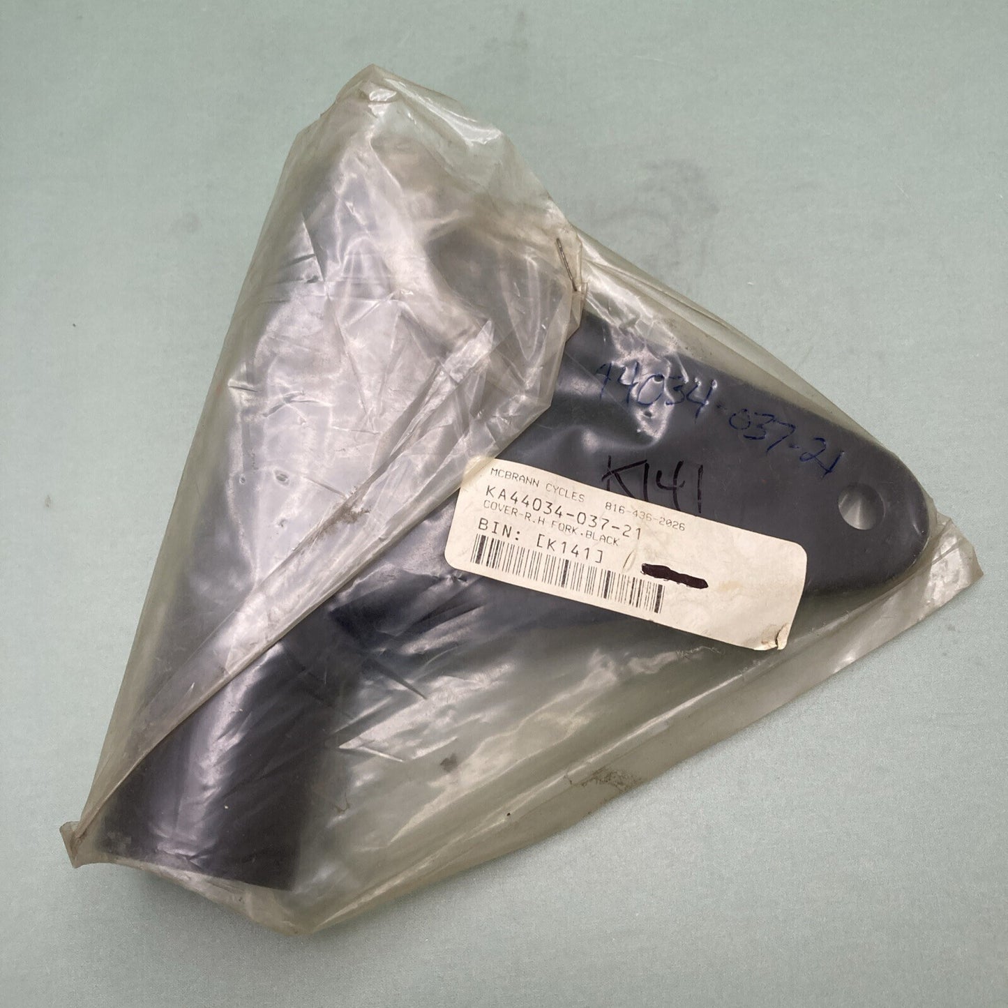 NEW REPLACES KAWASAKI 44034-037-21 COVER-R.H FORK,BLACK