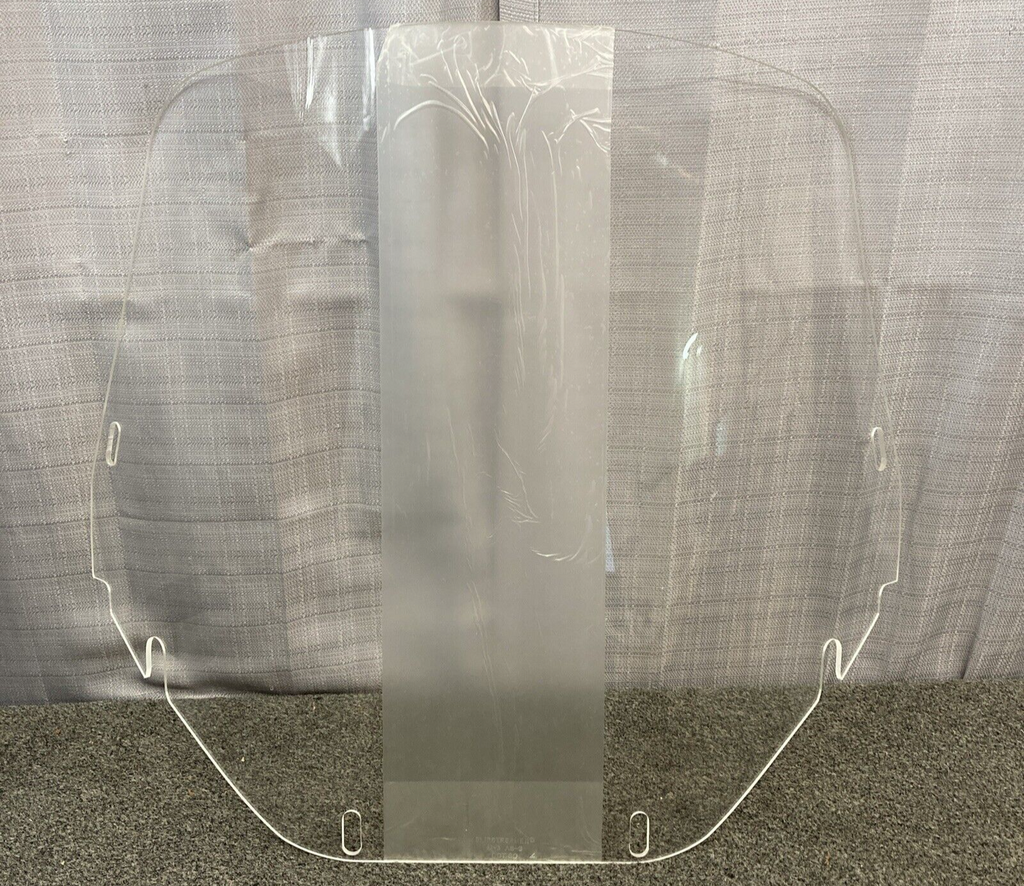 NEW SLIP STREAMERI S-190 WINDSHIELD