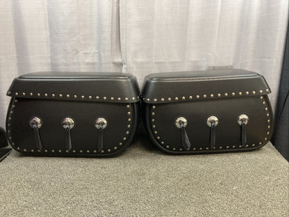 NEW LEATHERLYKE 627 HARD LOCKING SADDLEBAGS BLACK YAMAHA V-STAR XVS1300