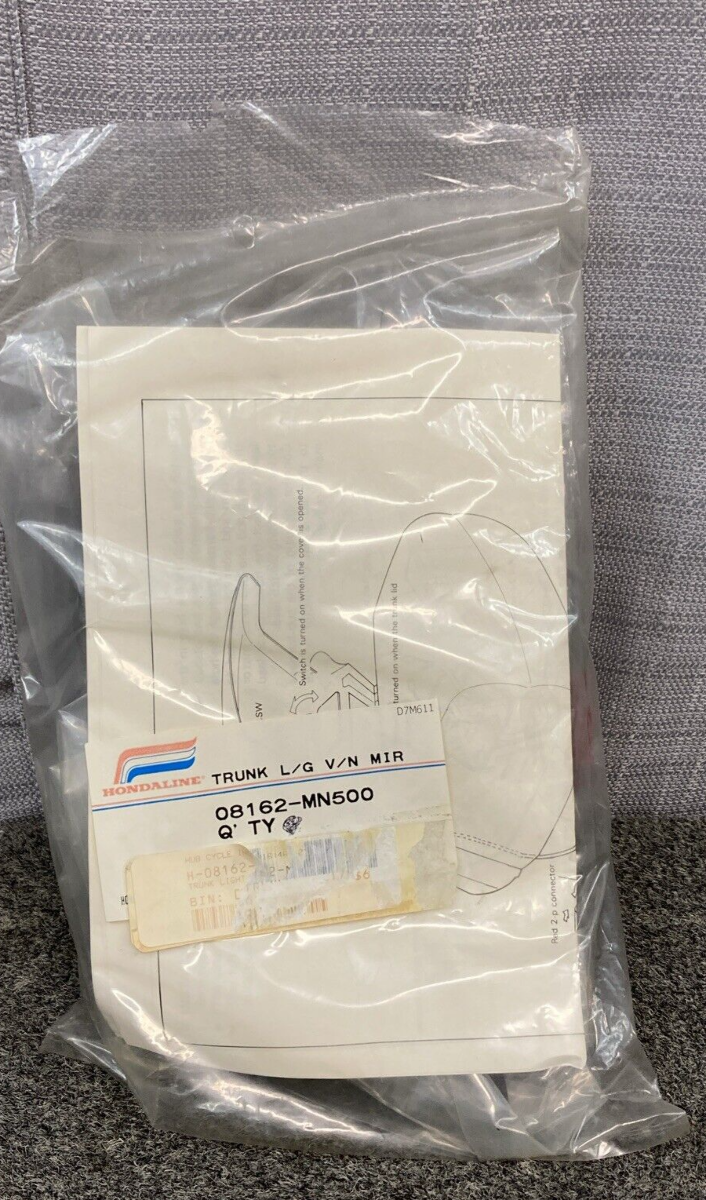 NEW HONDALINE 08162-MN500 TRUNK L/G  V/N LIGHT/MIRROR