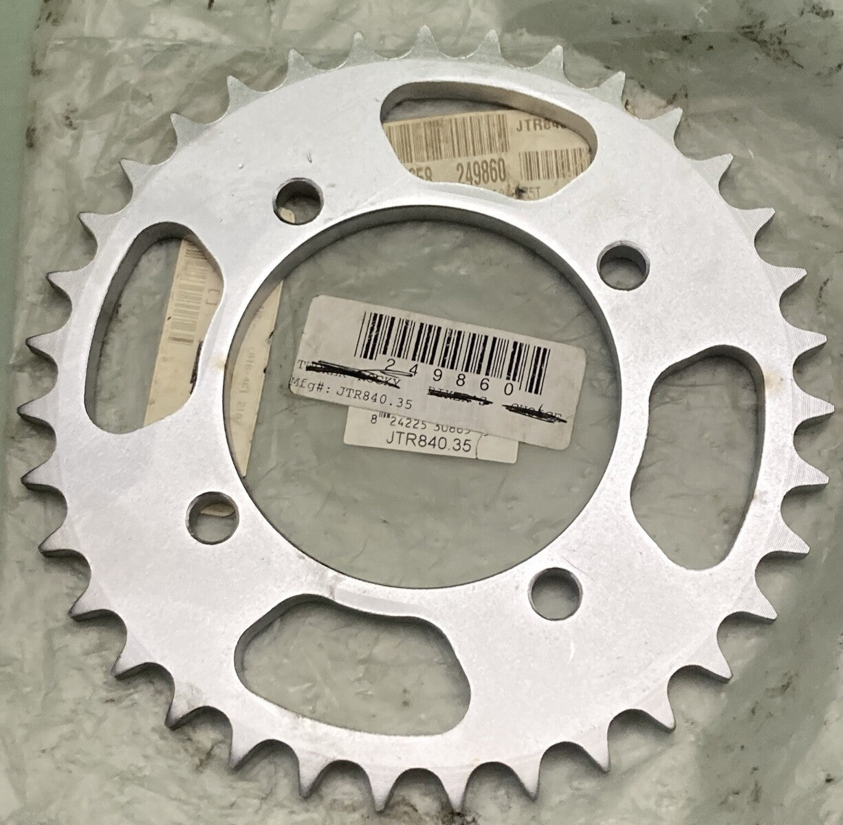 NEW GENUINE JTR 840.35 REAR SPROCKET