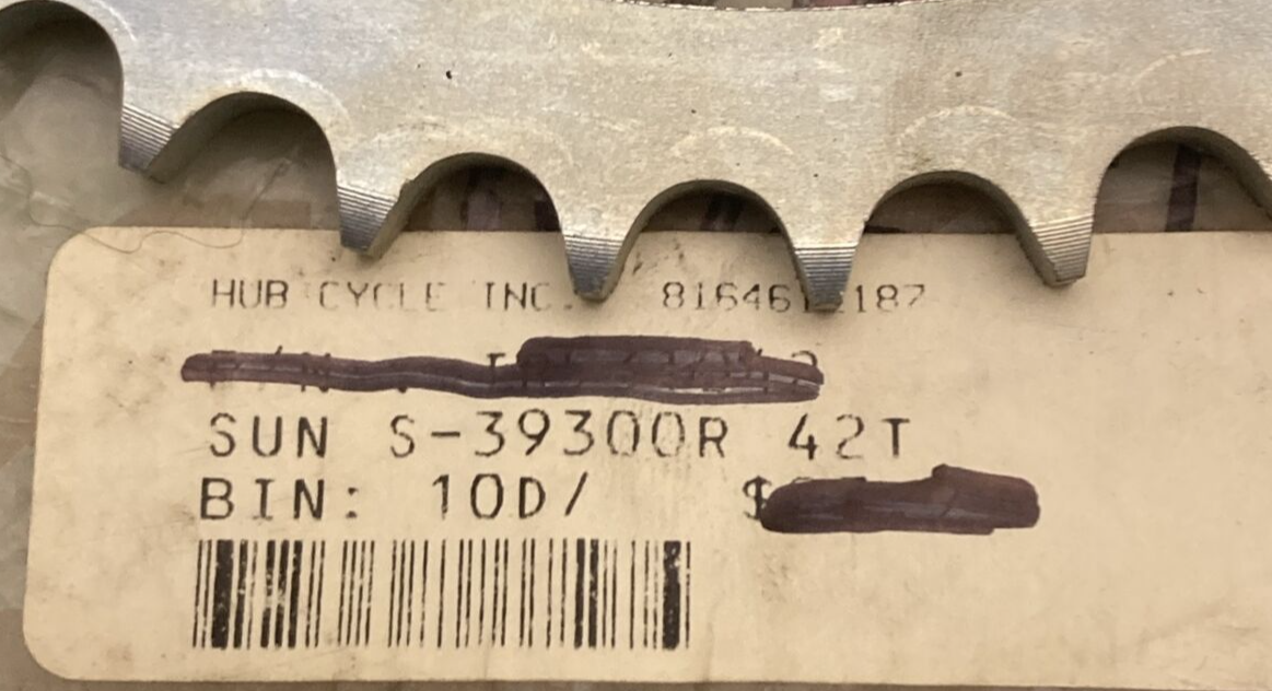 NEW GENUINE SUNSTAR S-39300R 42 TOOTH SPROCKET