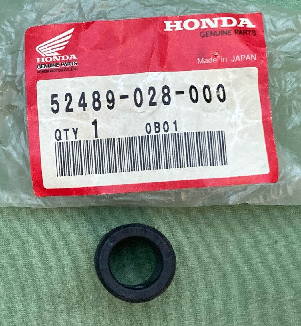 NEW GENUINE HONDA 52489-028-000 BUSHING, Rr.
