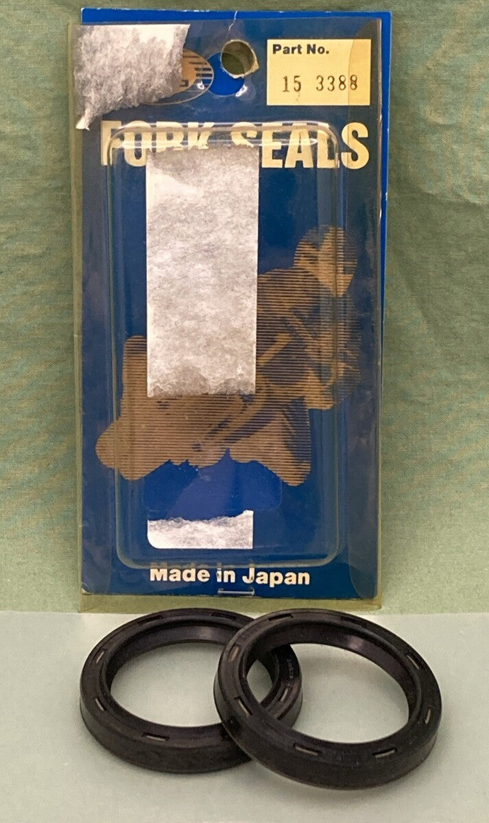 NEW K&L SUPPLY 15-3388 FORK OIL SEAL KIT YAM SUZ KAW FSM-060
