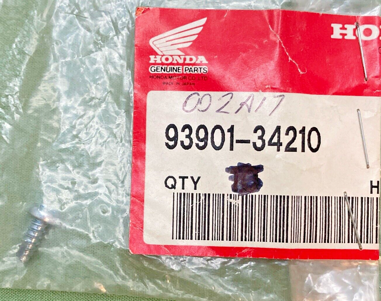 NEW GENUINE HONDA 93901-34210 TAP SCREW (4X10)
