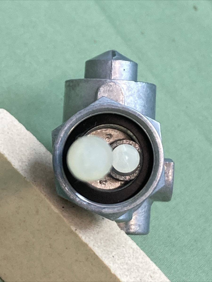 NEW GENUINE KAWASAKI 51023-045 FUEL COCK ASSY