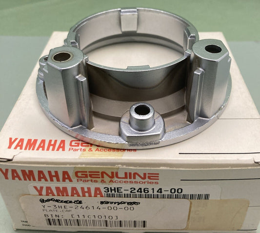 NEW GENUINE YAMAHA 3HE-24614-00-00 CAP PLATE SUPERCEDES 3HE-24614-00