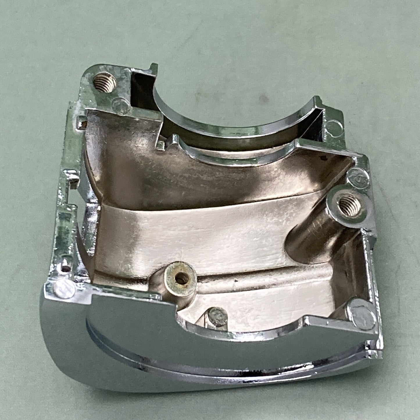 NEW REPLACES DRAG SPECIALTIES 71563-82A Right Bottom Switch Housing