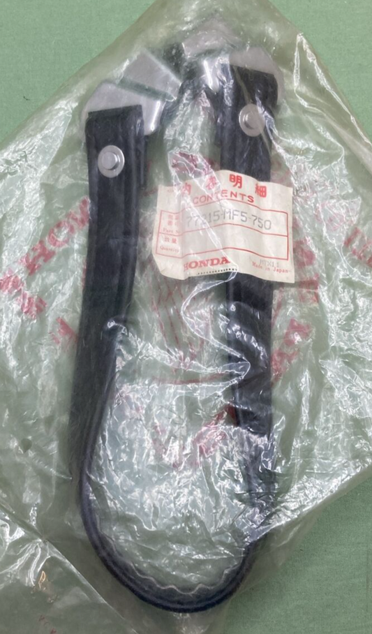 NEW GENUINE HONDA 77215-MF5-750 SEAT BELT STRAP VT500 SHADOW 500 1985