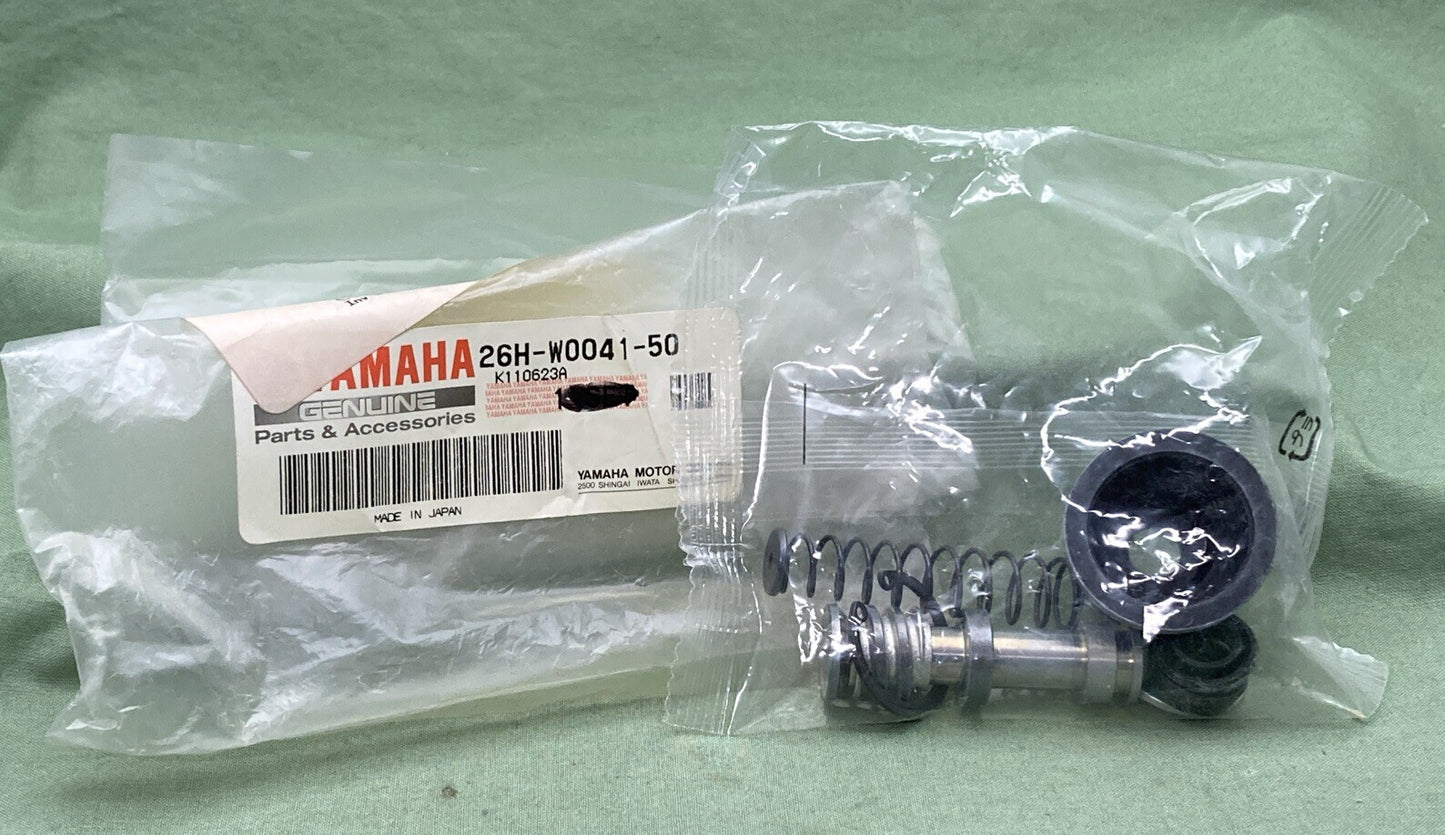 NEW GENUINE YAMAHA 26H-W0041-50 REAR Cylinder Kit, Master
