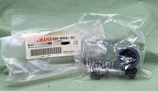 NEW GENUINE YAMAHA 26H-W0041-50 REAR Cylinder Kit, Master