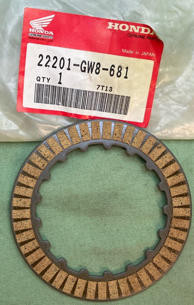 NEW GENUINE HONDA 22201-GW8-681 CLUTCH FRICTION DISK