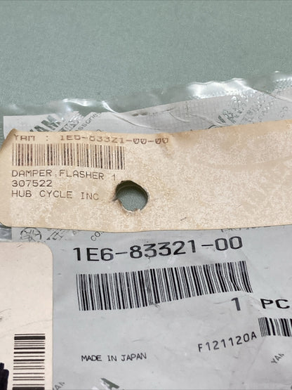 NEW YAMAHA 1E6-83321-00 DAMPER, FLASHER 1