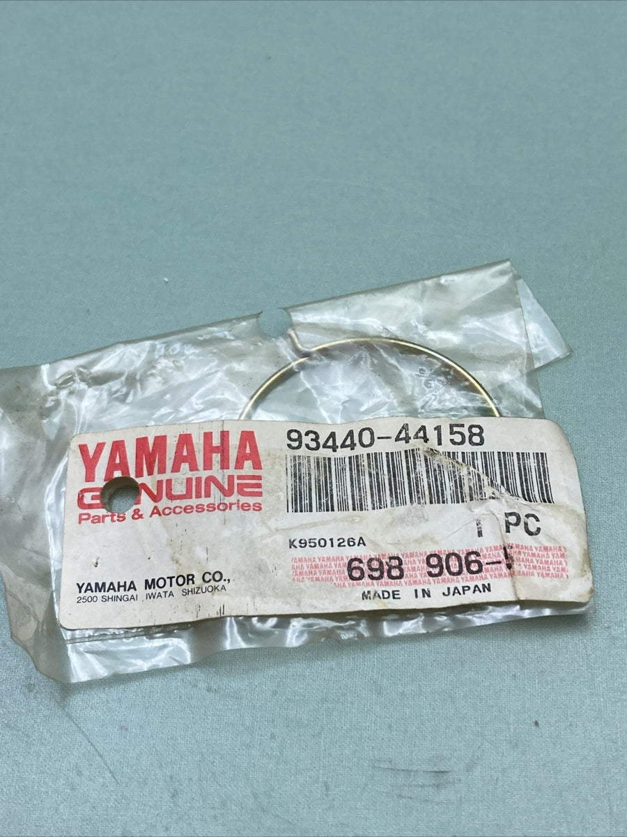 NEW GENUINE YAMAHA 93440-44158 CIRCLIP