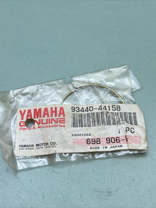 NEW GENUINE YAMAHA 93440-44158 CIRCLIP