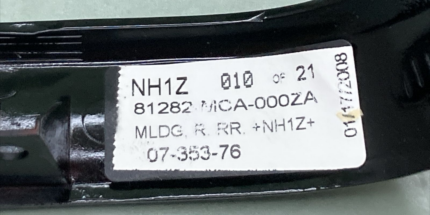 NEW GENUINE HONDA 81282-MCA-000ZA MOULDING RIGHT REAR SADDLEBAG BLACK