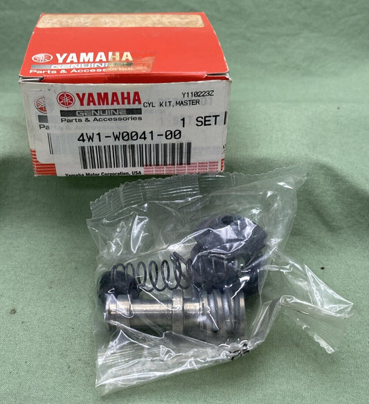 NEW GENUINE YAMAHA 4W1-W0041-00 REAR Cylinder Kit, Master