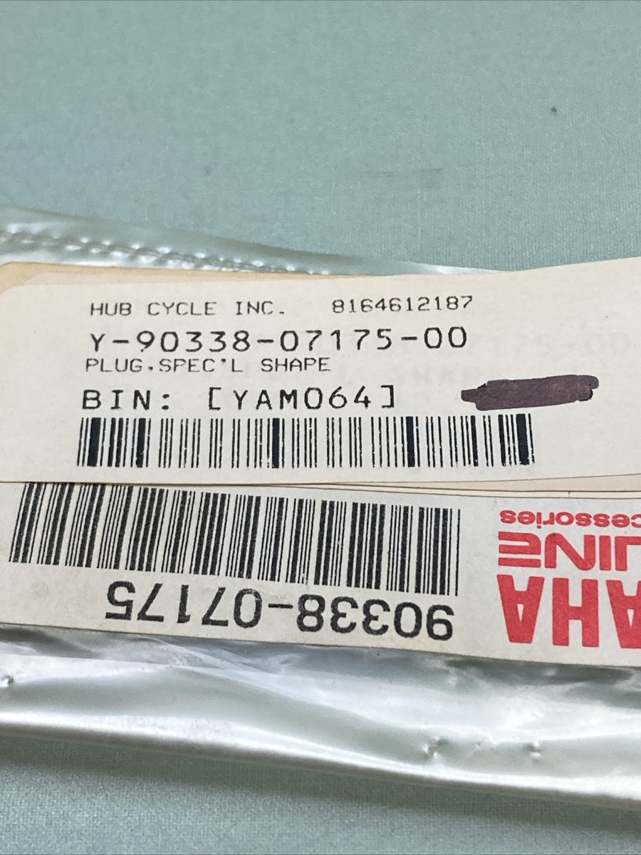 NEW GENUINE YAMAHA 90338-07175 PLUG, SPEC'L SHAPE
