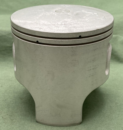 NEW GENUINE YAMAHA 61X-11636-02 CRANKSHAFT PISTON (0.50MM O/s)