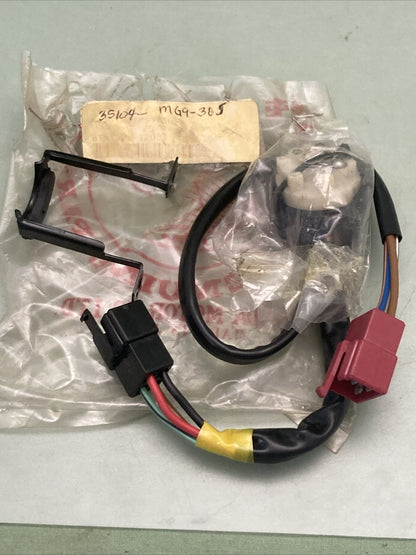 NEW GENUINE HONDA 35104-MG9-305 CONTACT BASE SET