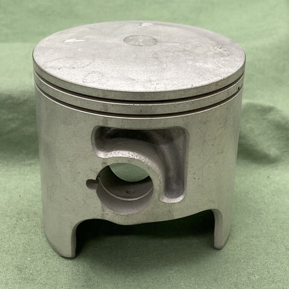 NEW GENUINE YAMAHA 6M6-11635-01 CRANKSHAFT Piston 1 O/s 0.25