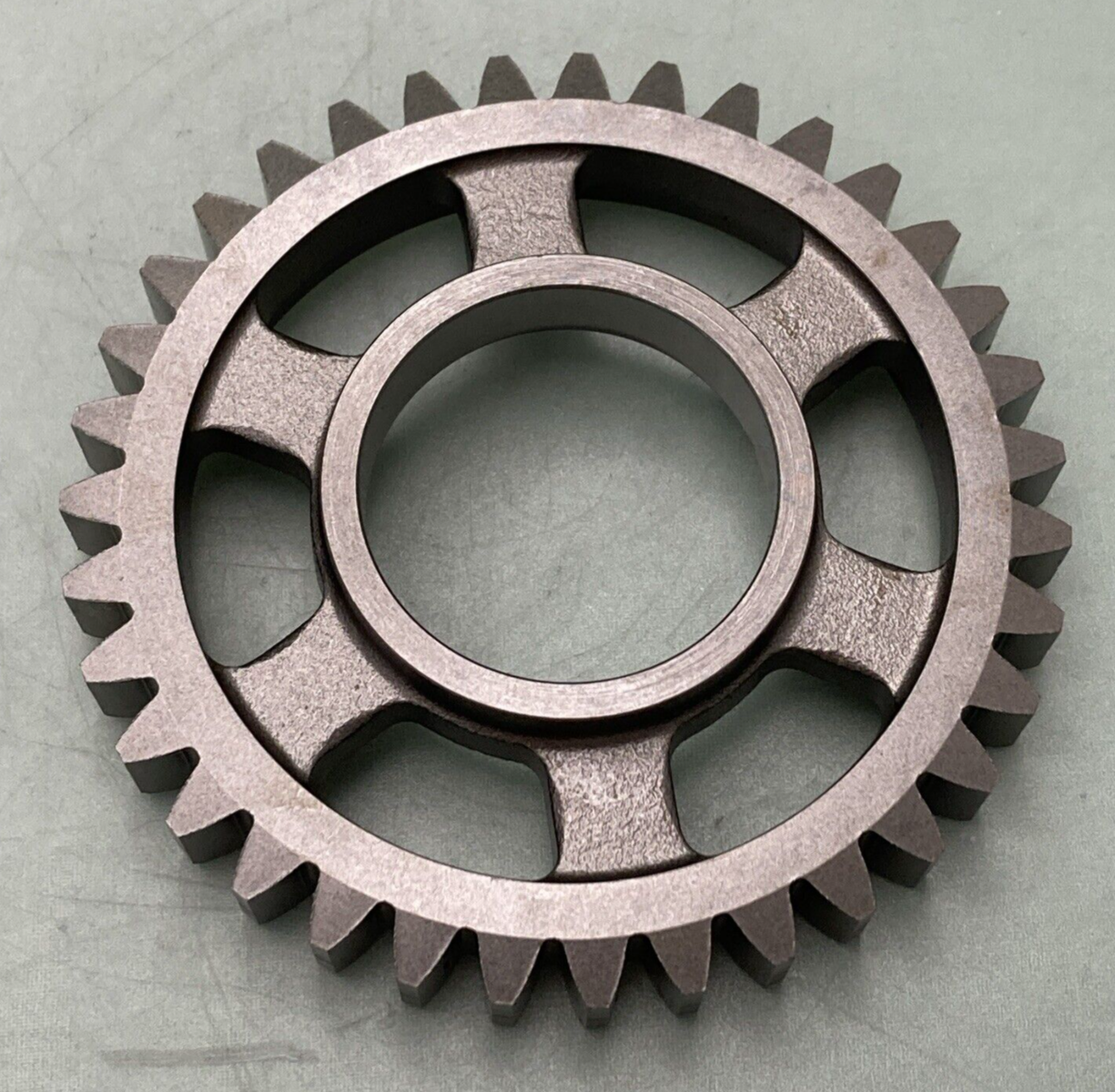 NEW GENUINE KAWASAKI 13260-1028 TRANSMISSION Gear, Output 3RD, 35T